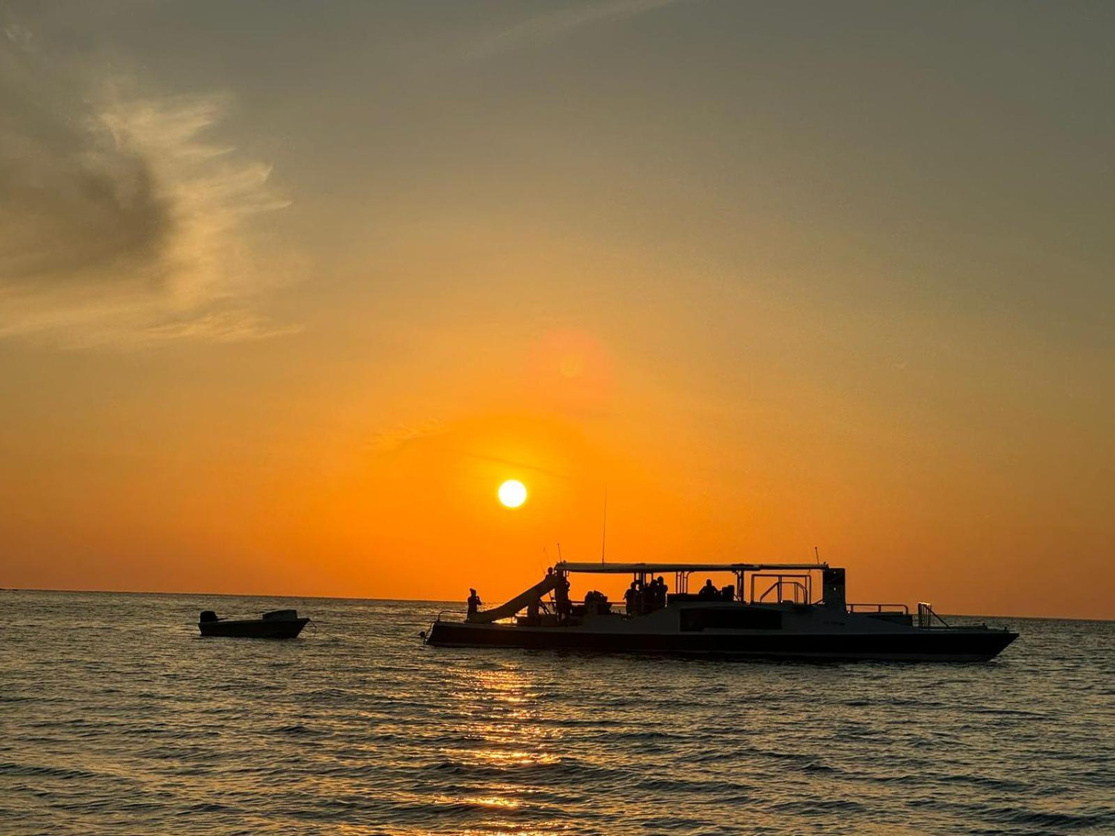 Pirate Drake Beach Hostel & Tour Company Драке Экстерьер фото